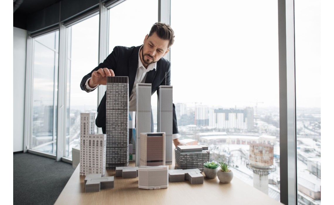 Crafting Success: Launching Your Real Estate Venture Crafting Success: Launching Your Real Estate Venture