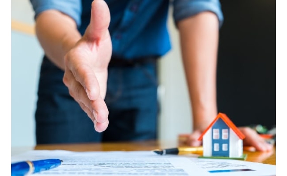 What Does ‘Pending’ Mean in Real Estate? What Does ‘Pending’ Mean in Real Estate?